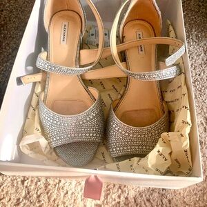 Alex Marie Seyland - Silver. Size 8.5